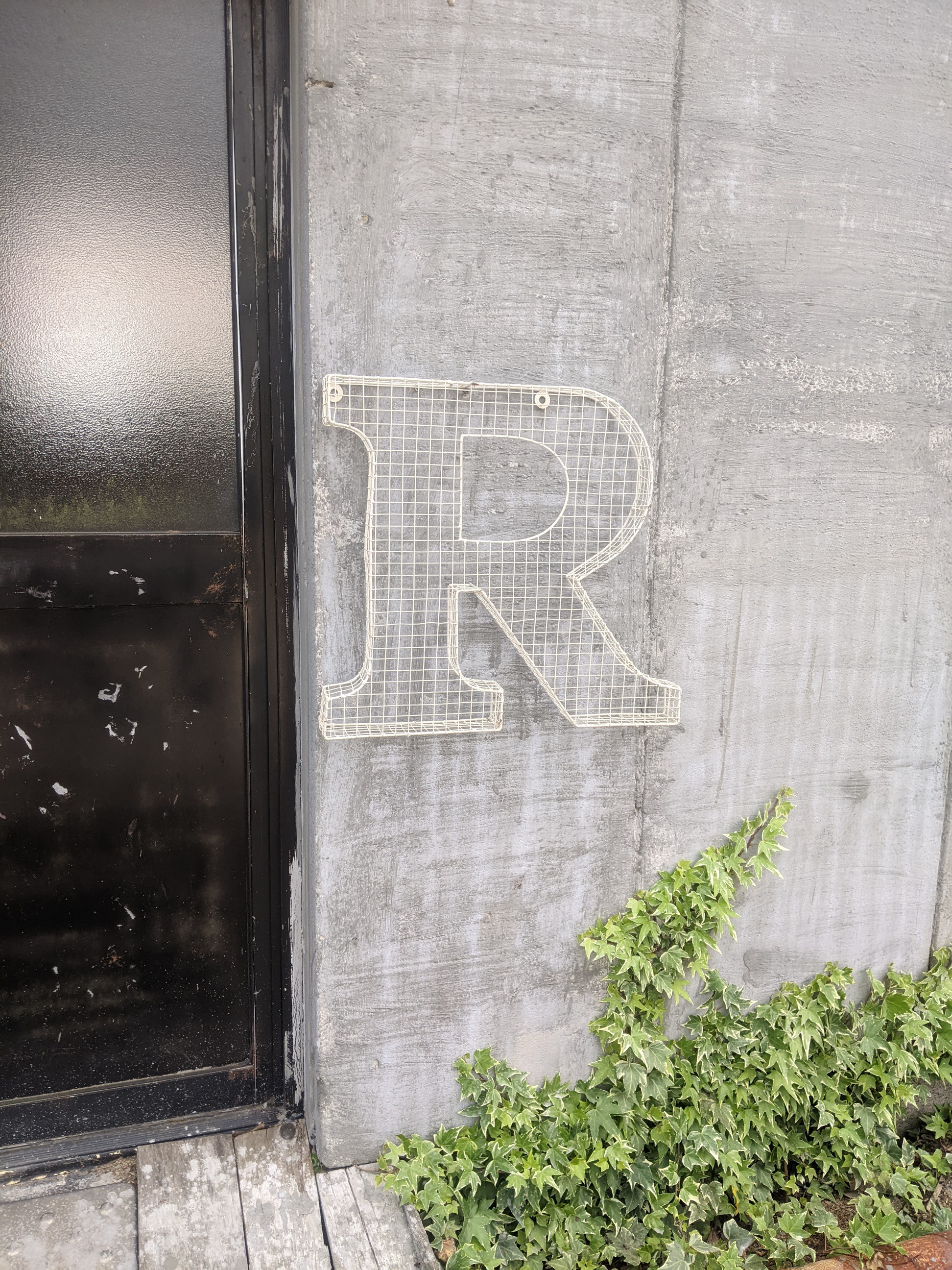 アルファベット看板  R サイン 壁掛け看板  立体式 大型看板  HW-1 #店舗什器  #ガレージ雑貨  アメリカン