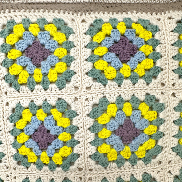 Granny motif Cushion 3枚目の画像