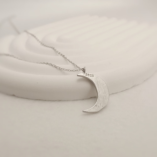 silver925 月モチーフ ネックレス ネックレス・ペンダント La Terre