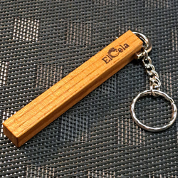 【日本高級木材の代表格ケヤキを使用したキーホルダー】 Elcela ウッド 木製 ケヤキ 1枚目の画像