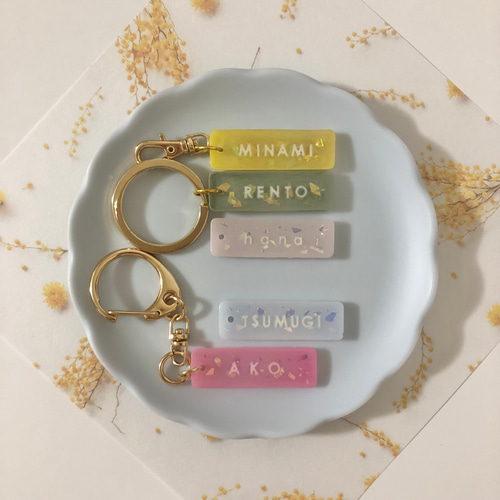 みーちゃんオーダー　ネームキーホルダー　名入れ　名札　オリジナルキーホルダ 名入れ】カラフル ネームキーホルダー【選べるカラー】ネームタグ