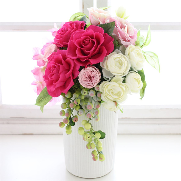 【送料無料】☆プリザーブドフラワー＜イリス＞ピンク バラ【お祝い】マゼンタピンク ローズ 3枚目の画像