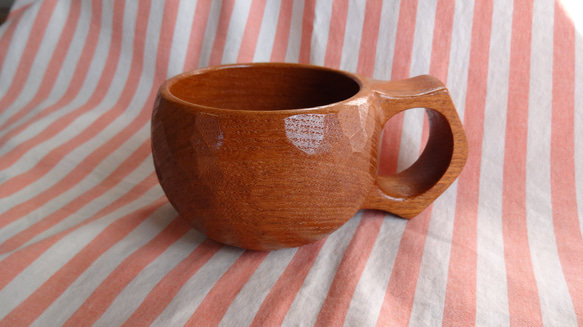 ケンポ梨の一木彫りコーヒーカップ. 8枚目の画像