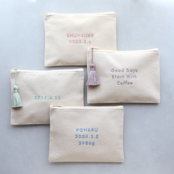 フルーツ刺繍 イニシャル フラットポーチ｜選べるタッセル｜誕生日