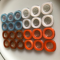アンティーク ボタン 6個　ビンテージ 昭和 レトロ 個性的 ハンドメイド素材 日本製 ポップ アクセ　飴みたいなボタン 4枚目の画像