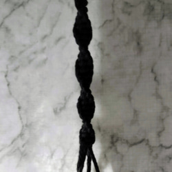 プラントハンガー　マクラメ　マクラメ編み　ブラック　オフホワイト　観葉植物　ハンギング　吊り下げ植物 3枚目の画像