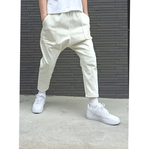 ISSEY MIYAKE（サルエルパンツ）のフリマアイテム一覧
