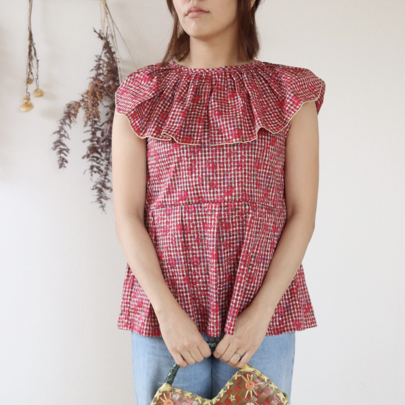 【2026年3月まで】即納　Ladies 大人可愛い夏のチェック柄ブラウス(レッド）/リバティ/チェック×花柄 7,810円