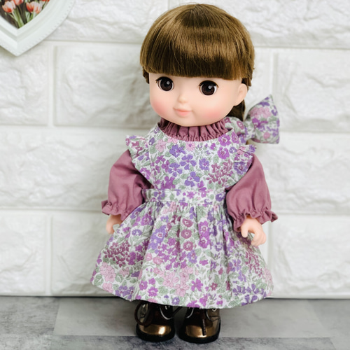 専用出品　ハンドメイド　ドールワンピース　リバティ 26cmドール お世話人形 エプロン ワンピース リボン スモック