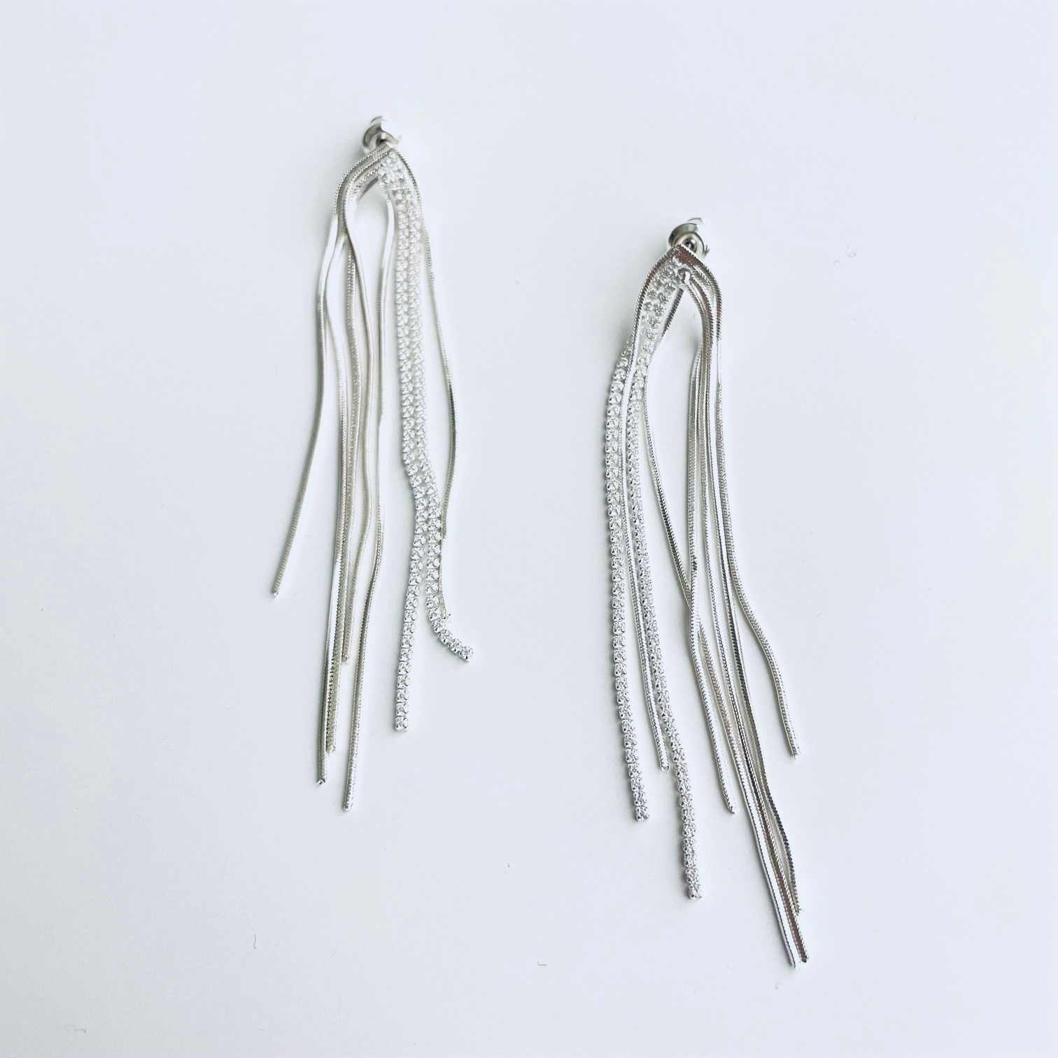 アナライズダスターピアス