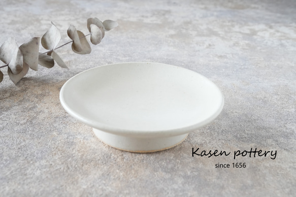 漆器（根来椿皿）／大倉達雄