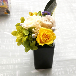 白と黄色の薔薇の置物 プリザーブドフラワー 花-andante（癒しの
