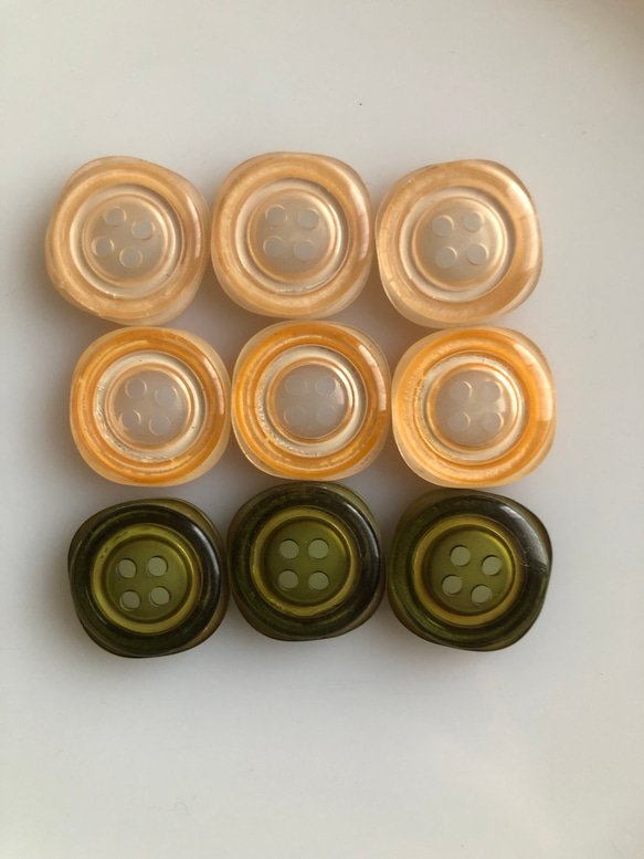 アンティーク ボタン 3個　ビンテージ 昭和 レトロ 個性的 ハンドメイド素材 日本製 ポップ アクセ キャンディ　飴 6枚目の画像