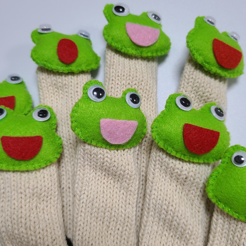 牛とカエルの手袋人形 牛とカエルの手袋人形 牛とカエルの手袋人形