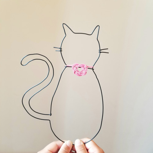 ワイヤーアート ハンドメイド Welcome少し生意気な猫 （くつ下猫