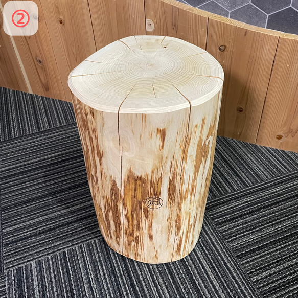 青森ヒバ 丸太椅子2