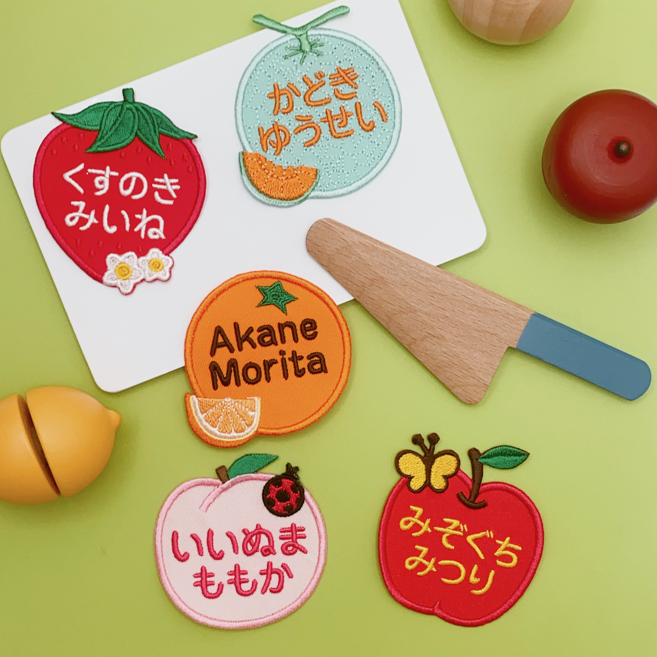 お名前ワッペン『りんご総刺繍』 お名前ワッペン『りんご総刺繍』