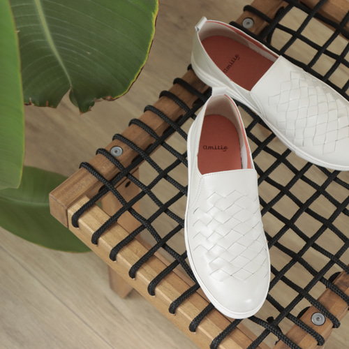 どんなコーデにも似合う、編み込みスニーカー。【日本製】＃8924