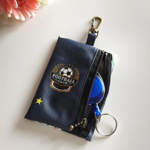 再販！リール付き♪キーケース♪サッカーボール&国旗 ランドセル用キー  