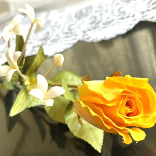 布染め創作の薔薇のつぼみ Origami with just one piece of paper! [Kawasaki Rose (Rose bud
