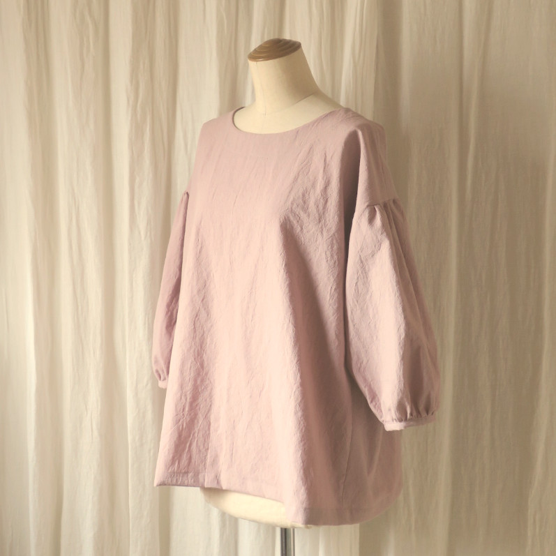 コットンリネンのドロップショルダーブラウス（スモーキーピンク）