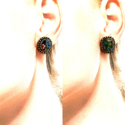 《送料込》アンティーク調ベネチアンガラスのpierce or earring＊ビーズ刺繍 3枚目の画像