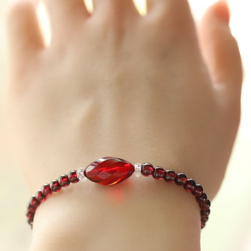 ☆スーパープレミアムブレス☆天然琥珀・ルビーレッドアンバー：約16