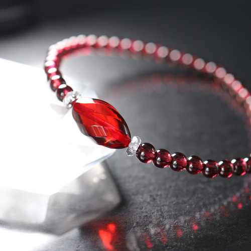 ☆スーパープレミアムブレス☆天然琥珀・ルビーレッドアンバー：約16