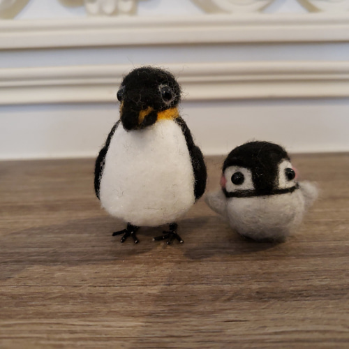 羊毛フェルト 皇帝ペンギン 置物 皇帝ペンギンの親子2体セット