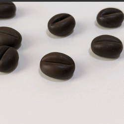 コーヒー豆　デコパーツ20個 2枚目の画像