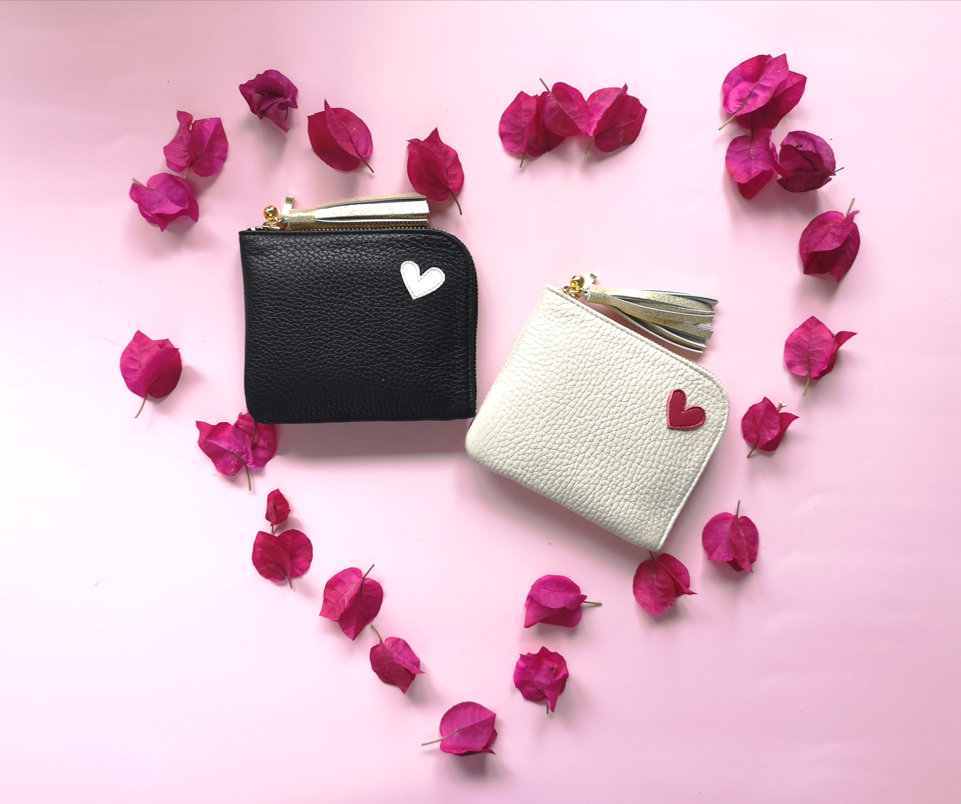 【再販❤︎ハッピーバレンタイン】☆更にコンパクト☆ミニ財布『coron cuore　コロンクオーレ』ホワイト、ブラック