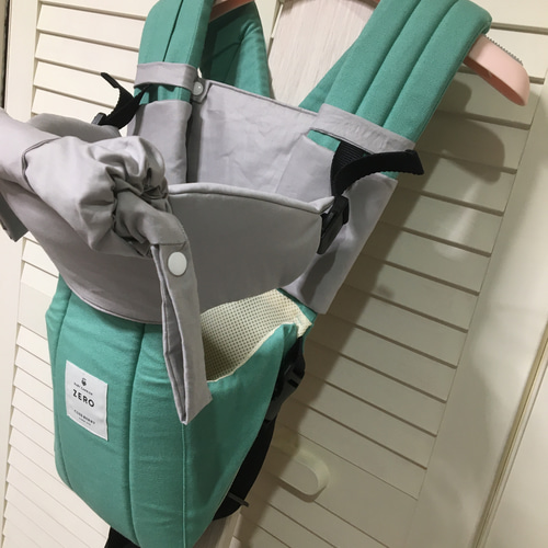 キューズベリー　ZERO  よだれカバー２枚付き キューズベリー ZERO よだれカバー ZERO専用 ヘッドカバー 2枚