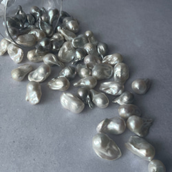 一粒大粒バロックパールロングネックレス | 淡水本真珠 | ロングペンダント | サージカルステンレス 14枚目の画像