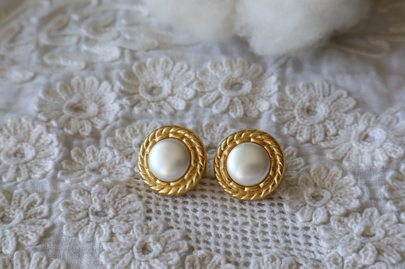 フランス13㎜（小） ヴィンテージボタン A1388 ゴールド 4枚目の画像