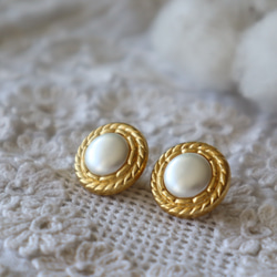 フランス13㎜（小） ヴィンテージボタン A1388 ゴールド 5枚目の画像