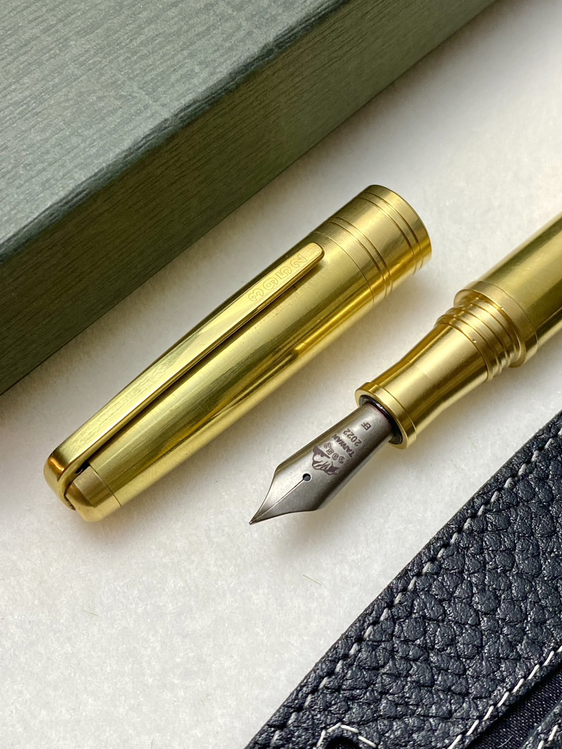 3952 Old Goat-X800 オリジナル ブラス スペシャル カリグラフィー チタン チップ ペン