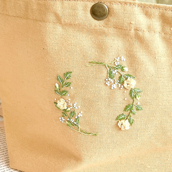 【送料無料】バラの立体刺繍バッグ 3枚目の画像