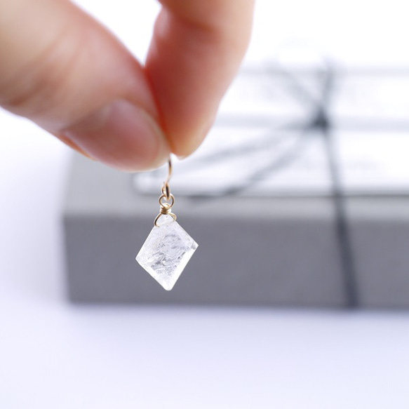Creema限定　氷のようなフロストクリスタルのダイヤピアス　14kgf / サージカル /イヤリング　宝石質　透明感　 7枚目の画像