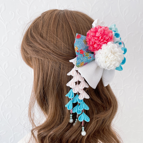 つまみ細工の髪飾り【水色花柄ダブルリボン さがり付きお花のセット