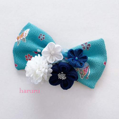 つまみ細工の髪飾り【水色リボンと青系のお花】成人式 振袖 卒業式 袴