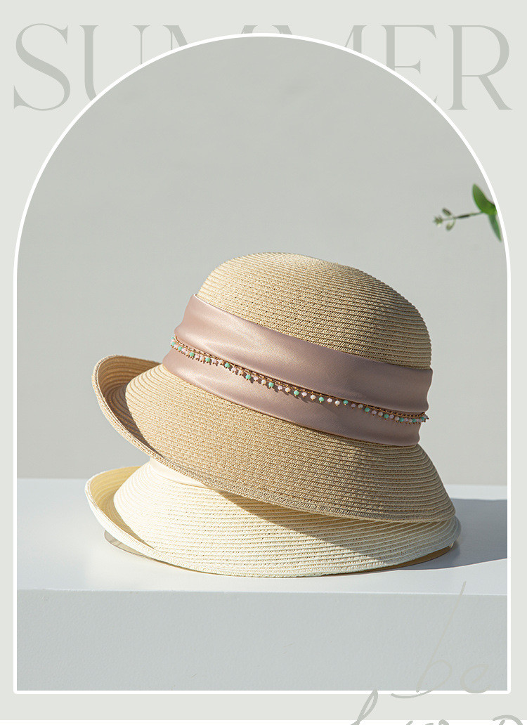 春と夏の新しい麦わら帽子ボヘミアンスタイル休日風ロールキャップカジュアル日除け折りたたみキャップウェビングチェーンパール