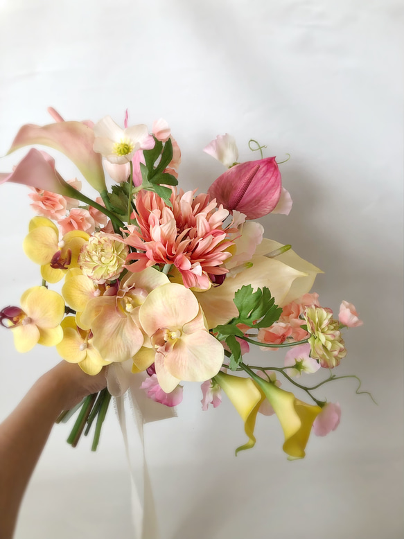 胡蝶蘭とカラーのボタニカルカラー ウェディングブーケ - 最新情報 定価 