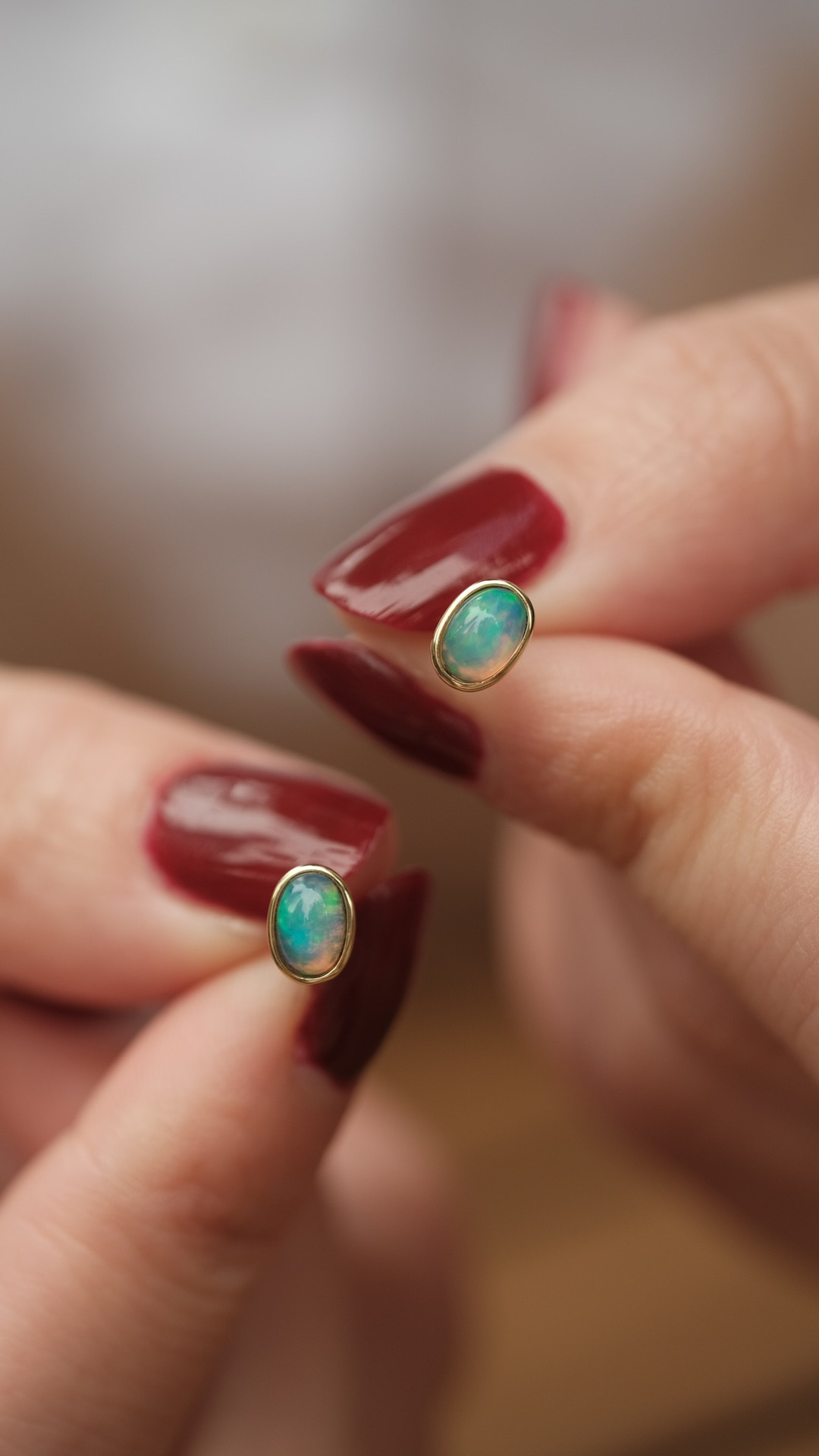 在庫処分 オパール ミニサイズピアスk18 ピアス（スタッド・一粒