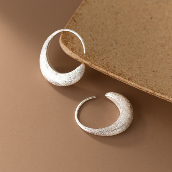 SV925 大きめ 艶消し マット ぷっくり フックピアス シルバー925