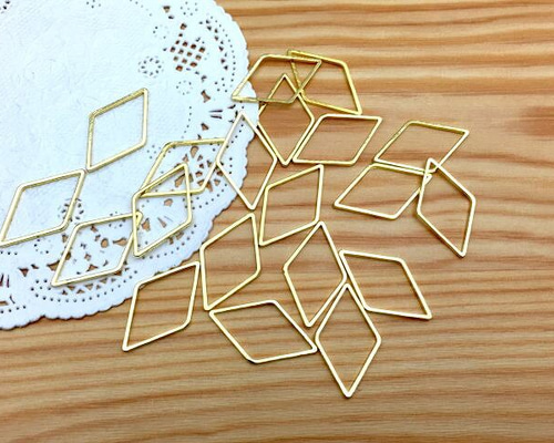 cdd5ace2b28982b7f00d4a9d62741a