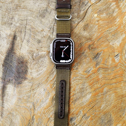 Apple Watch 好む ultra 2 本体 オマケ沢山バンド付き