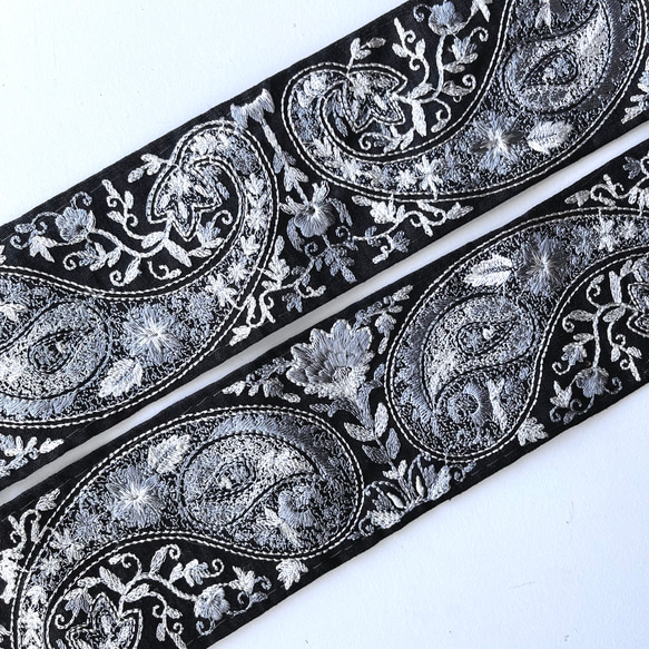 【SALE♡50cm】インド刺繍リボン　グレーxホワイト　シルク　GS662 5枚目の画像