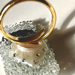 ガラスが香る♡アロマクリスタル香水瓶・うさぎちゃんとリボンのリング（アロマオイル付き） 4枚目の画像