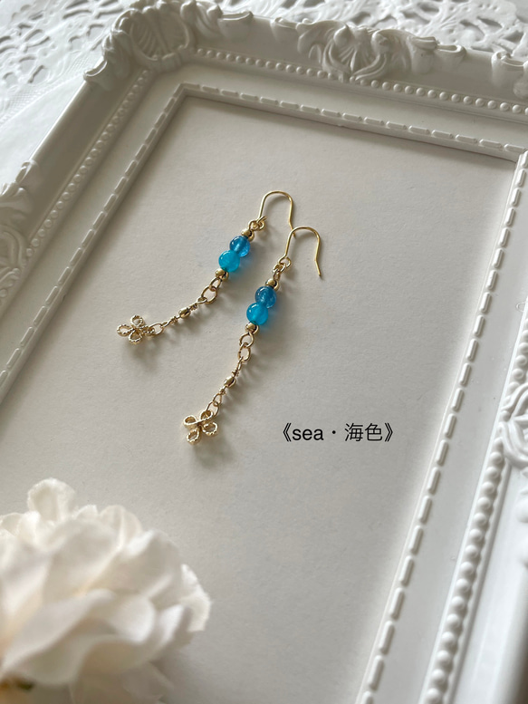 優しい彩り耳飾り ❇︎ blue gradation ❇︎ sky ・空色 or sea ・海色 ◇金具変更可能 7枚目の画像