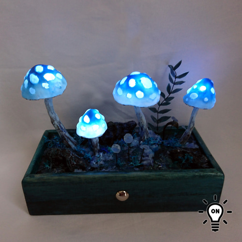 青の毒きのこランプ スタンドライト・テーブルランプ Darwin 通販